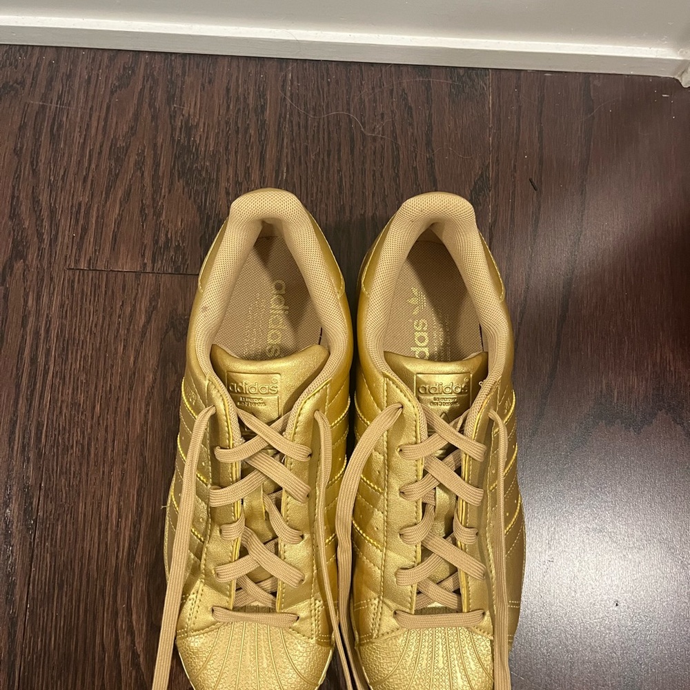 ADIDAS - Picture 3 of 5